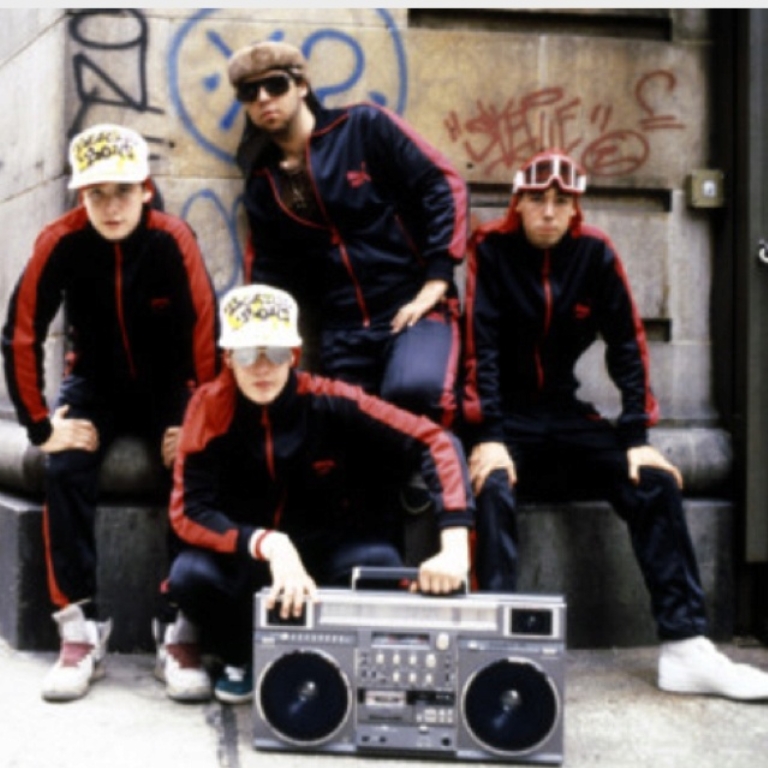 85ff76c418cf8f08d41928133ffacd0f--beastie-boys-boombox.jpg